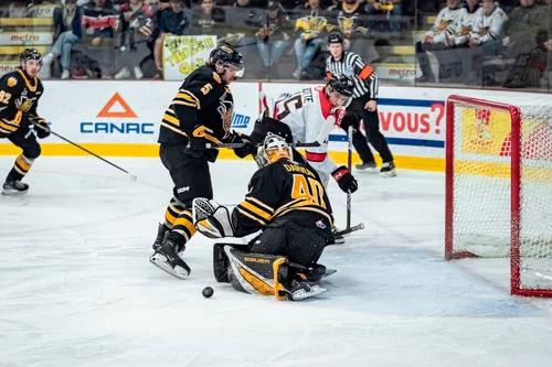 les-huskies-griffent-l-écart-dans-la-série