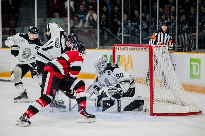 Arrêt important de Danai Shaiikov en deuxième période