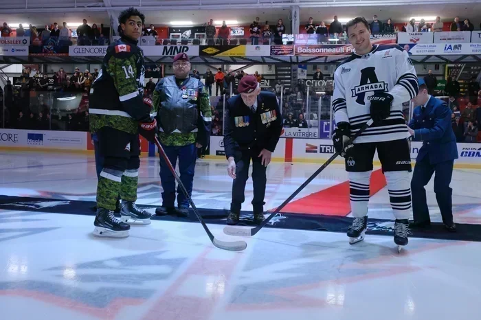 La troupe de l’Armada sort l’artillerie lourde