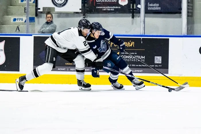 Jan Golicic et un joueur de l'océanic
