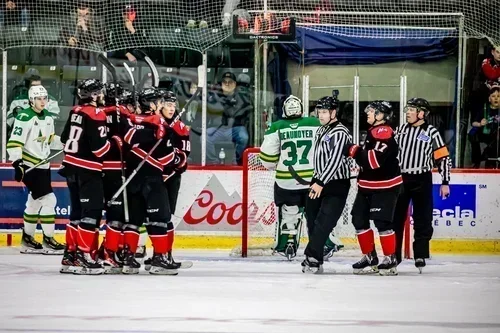 Les Huskies gardent les Foreurs au fond de la cave