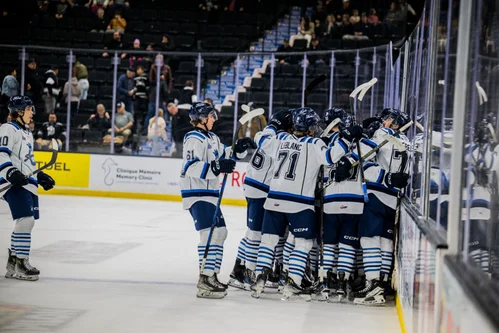 Célébration de la victoire des Saguenéens de Chicoutimi