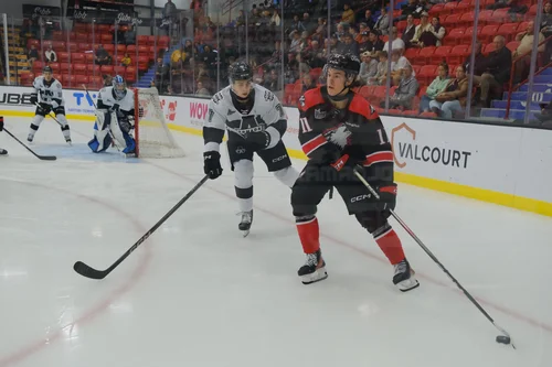 les-huskies-concluent-un-weekend-parfait-en-tête-de-division
