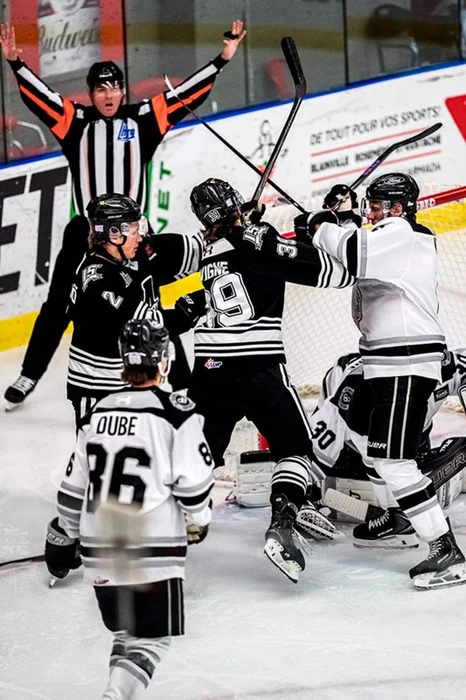 Tiraillage devant le filet