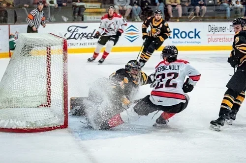 Les Huskies s’échouent à Victoriaville