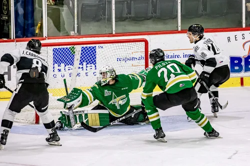 les-foreurs-se-battent-mais-échouent-face-à-l-armada