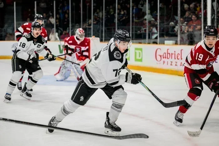 La rivalité de la rivière : les 67’s remportent le premier duel