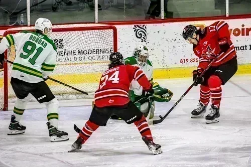 Les Foreurs doivent s'avouer vaincu face aux Voltigeurs