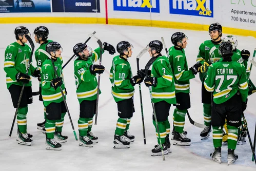 Foreurs célébration de la victoire