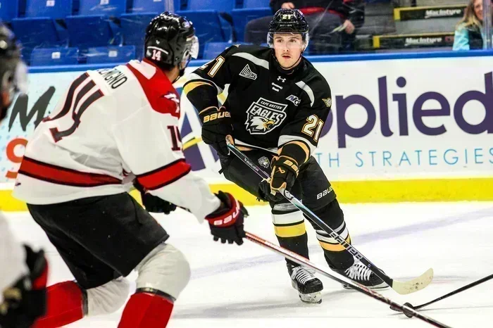 Les Huskies partent du nid avec 3 points !