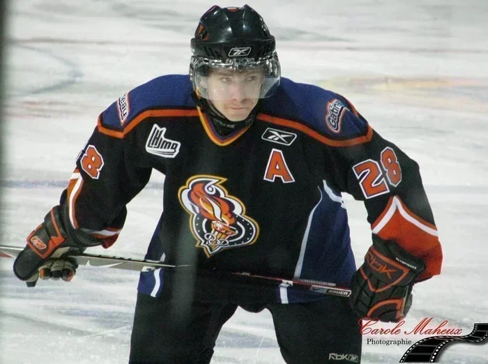 Que devient Claude Giroux?