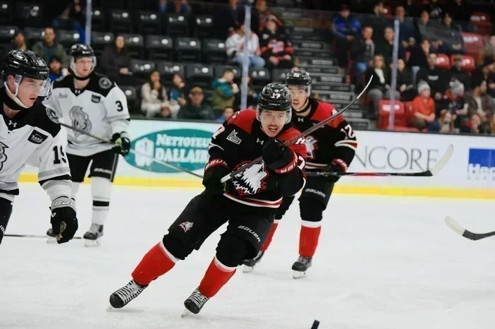 Meloche ferme la porte, les Huskies doublent leur avance