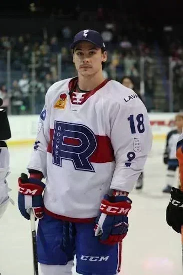 Où est rendu Charles Hudon