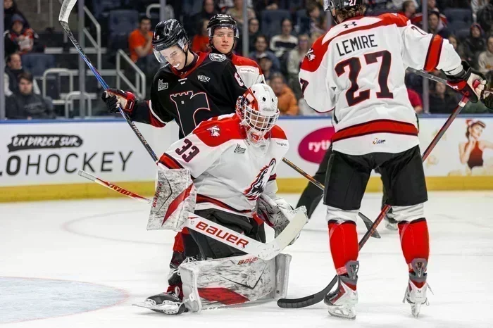 Les Remparts freinent les Huskies et l’emportent 3 à 1