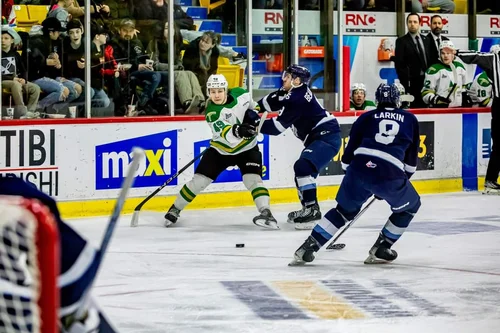 un-autre-fort-match-de-miamscum-contre-les-foreurs