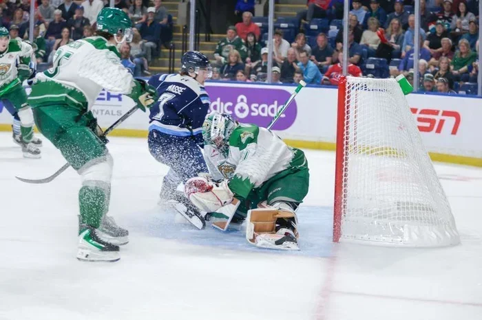 Un match intense qui profite aux Silvertips!