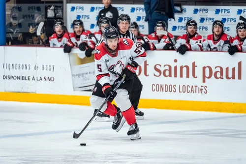 les-huskies-griffent-l-écart-dans-la-série