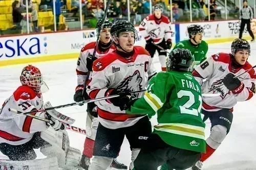 Les Huskies doublent leur avance dans la guerre de la 117