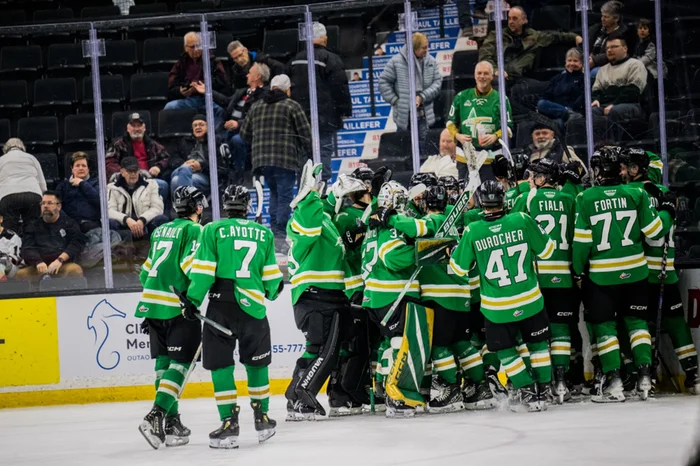 Foreurs célébration de la victoire