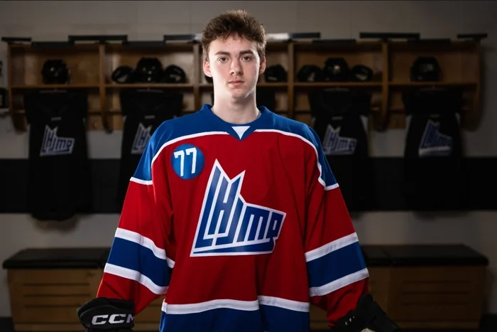 Evan Sercerchi Coupe LHJMQ team Savage