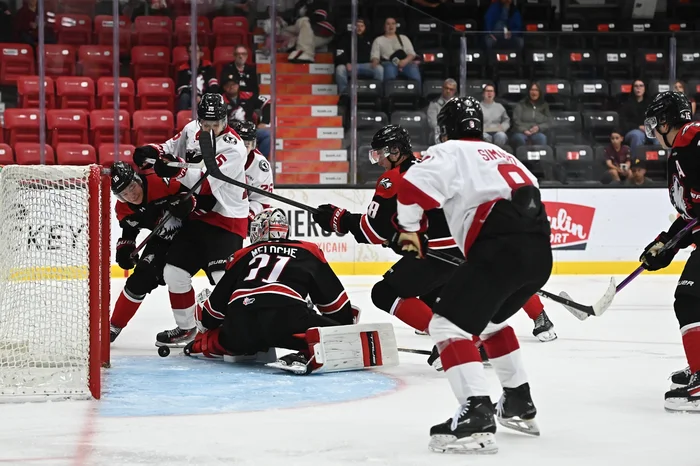 Samuel Meloche a stoppé 25 des 28 tirs dirigés vers lui.