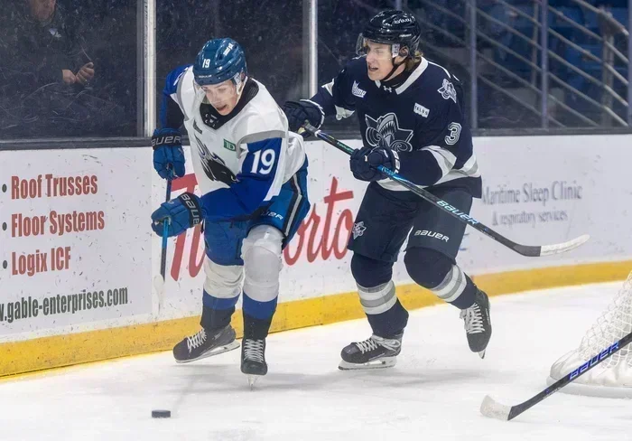 Un 3 en 3 difficile dans les maritimes pour L'Océanic