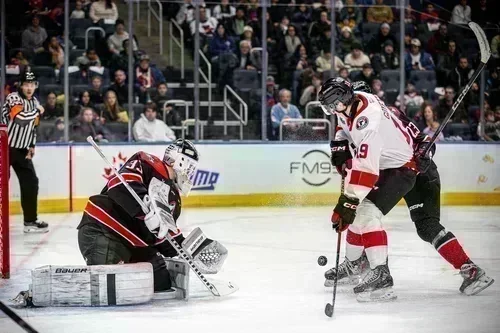 Zach Pelletier et les Huskies « White out » les Remparts !